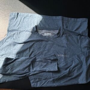 Columbia Long Sleeve T